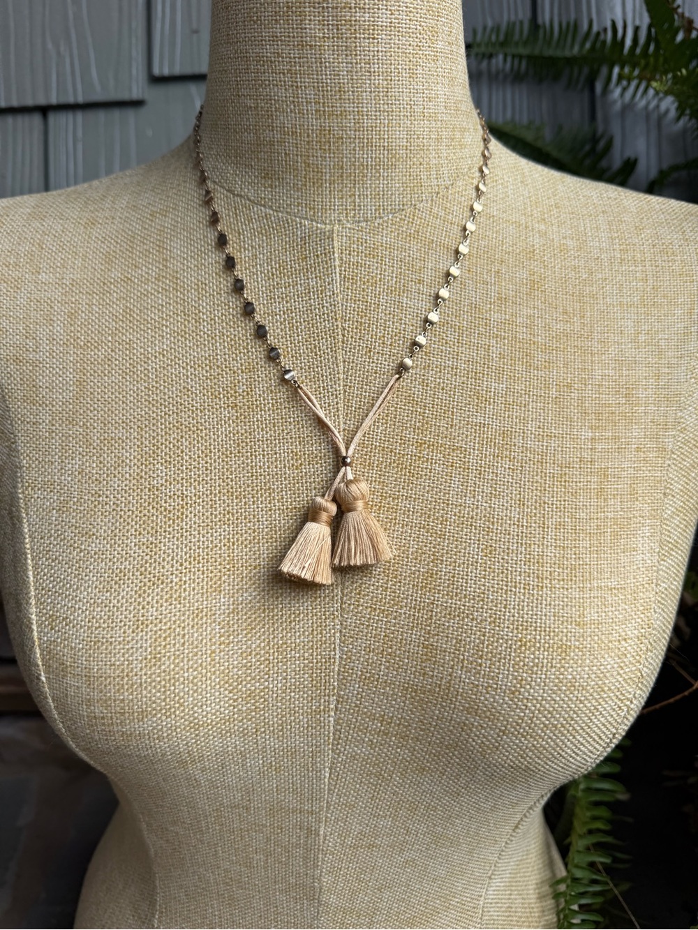 New🌟Free People-Neutral Beige Tassel Necklace with Gold-Tone Chain